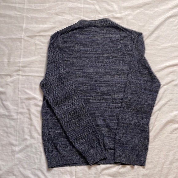 Banana Republic sweater # B4 - Picture 2 of 4